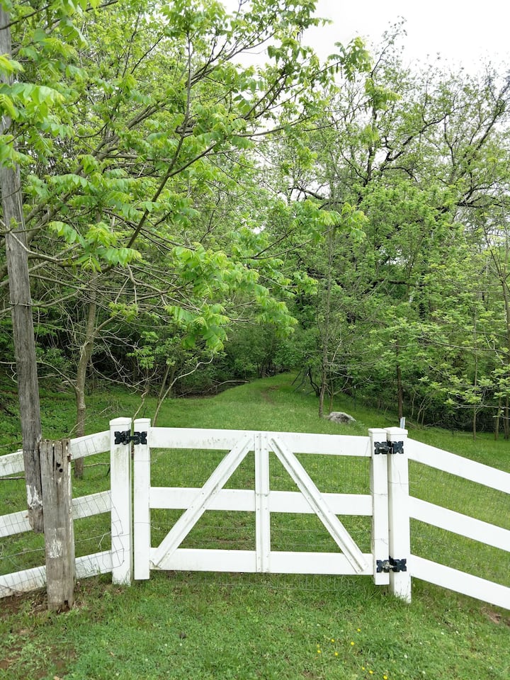 Aberdeen Mills Aberdeen Mills, built in 1770, offers short term